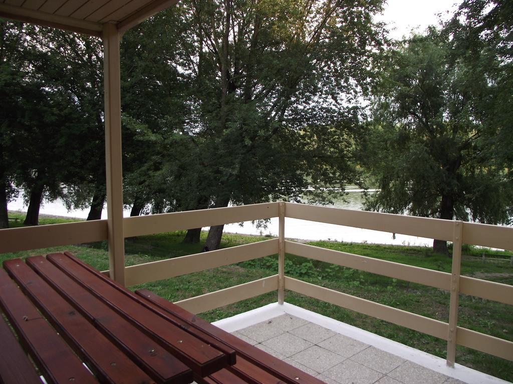 Üdülőpark Bungalow Park Szentendre